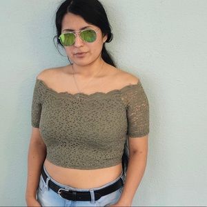 Hollister✨ green lace crop top